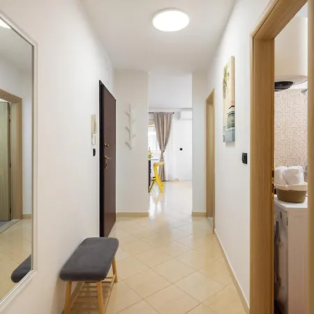 Sunset Ridge Apartment Podstrana